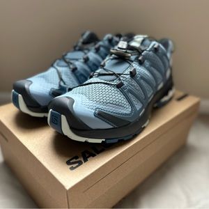 Salomon XA Pro 3D v8 Womens size 8
